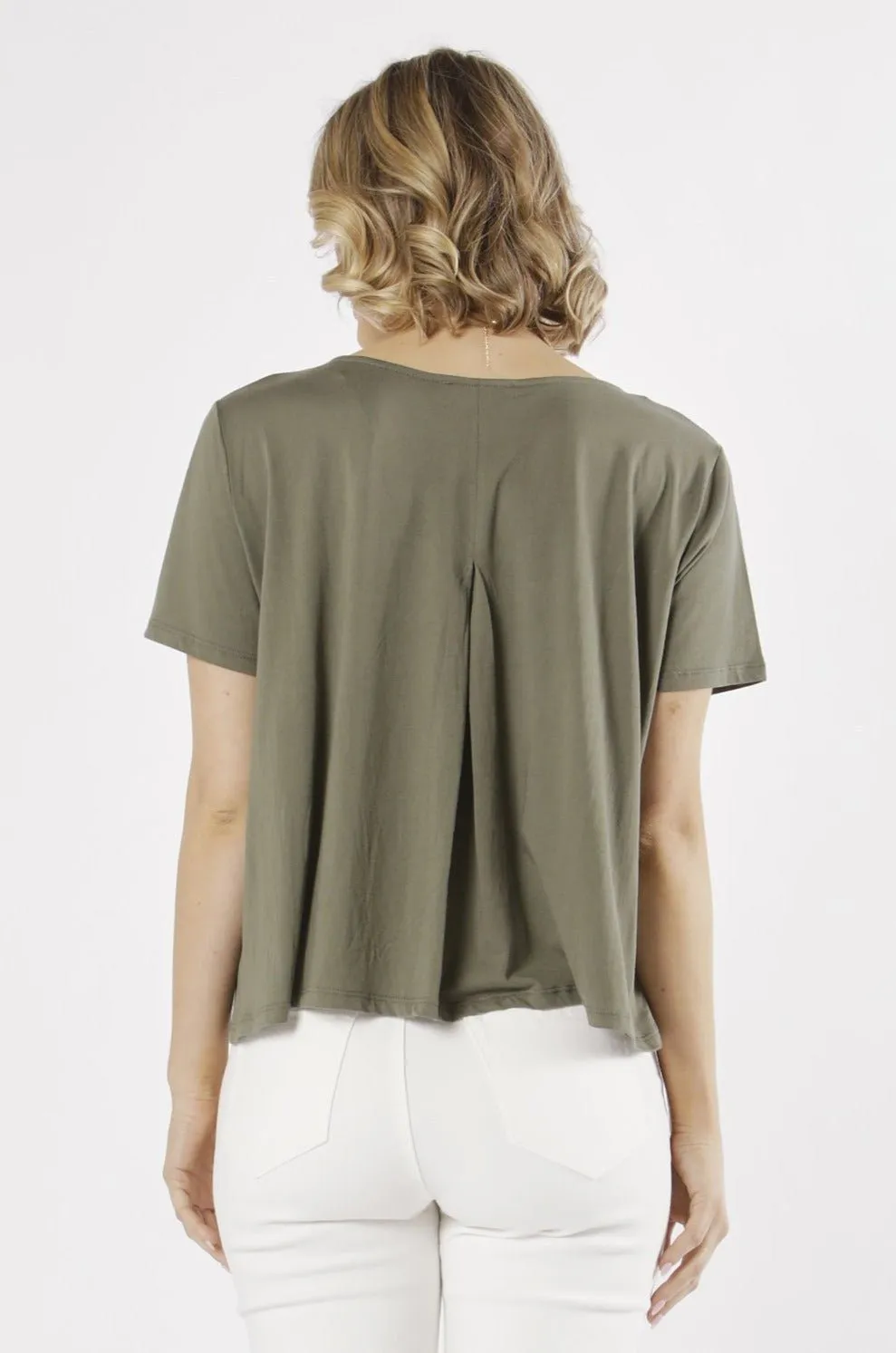 Fate   Becker Sisterhood Tee in Khaki