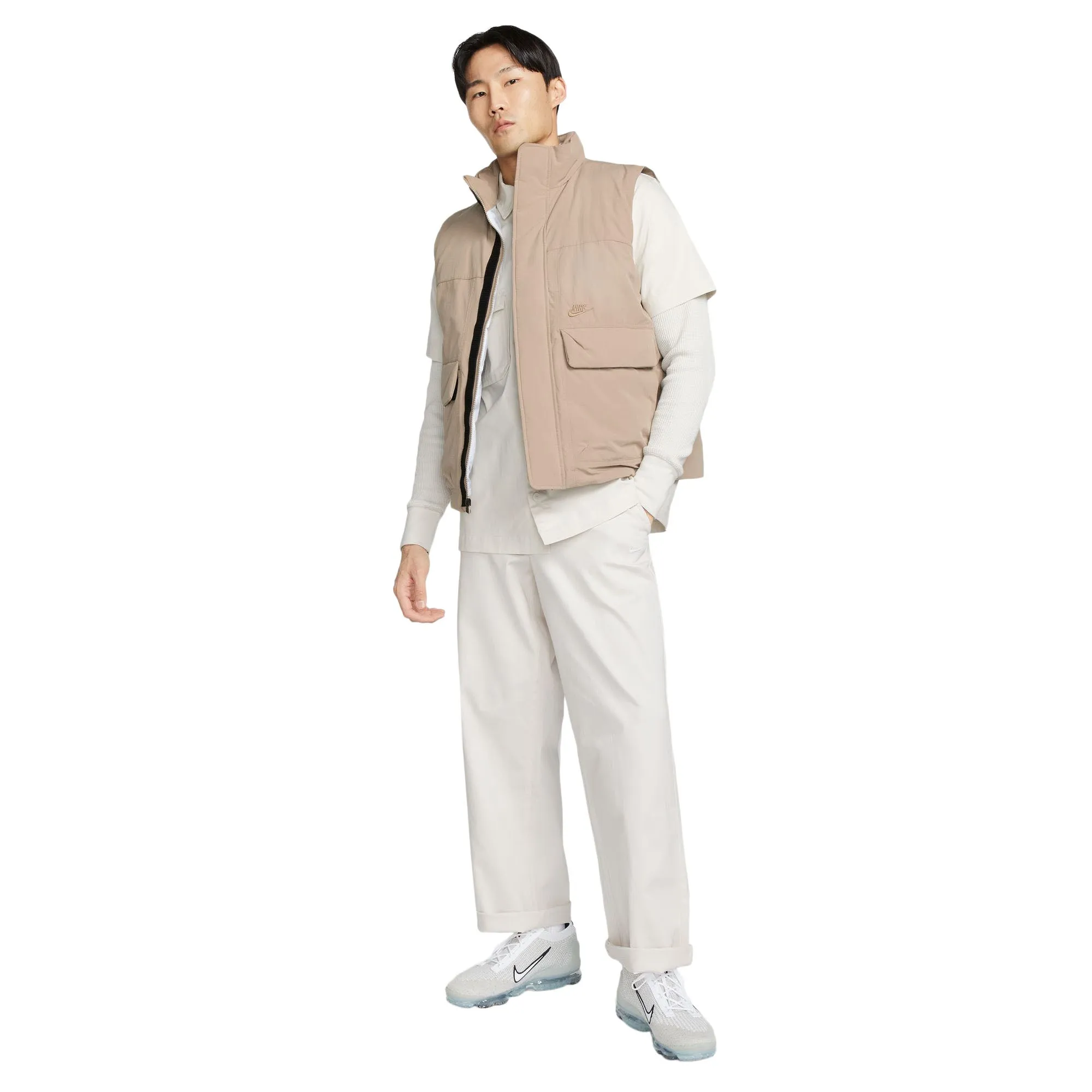 Sure! Here’s an optimized title for the product:

Nike Life El Chino Pants - Mens White Casual Trousers FD0405-030

This title includes appropriate modifiers to enhance the products appeal and searchability.