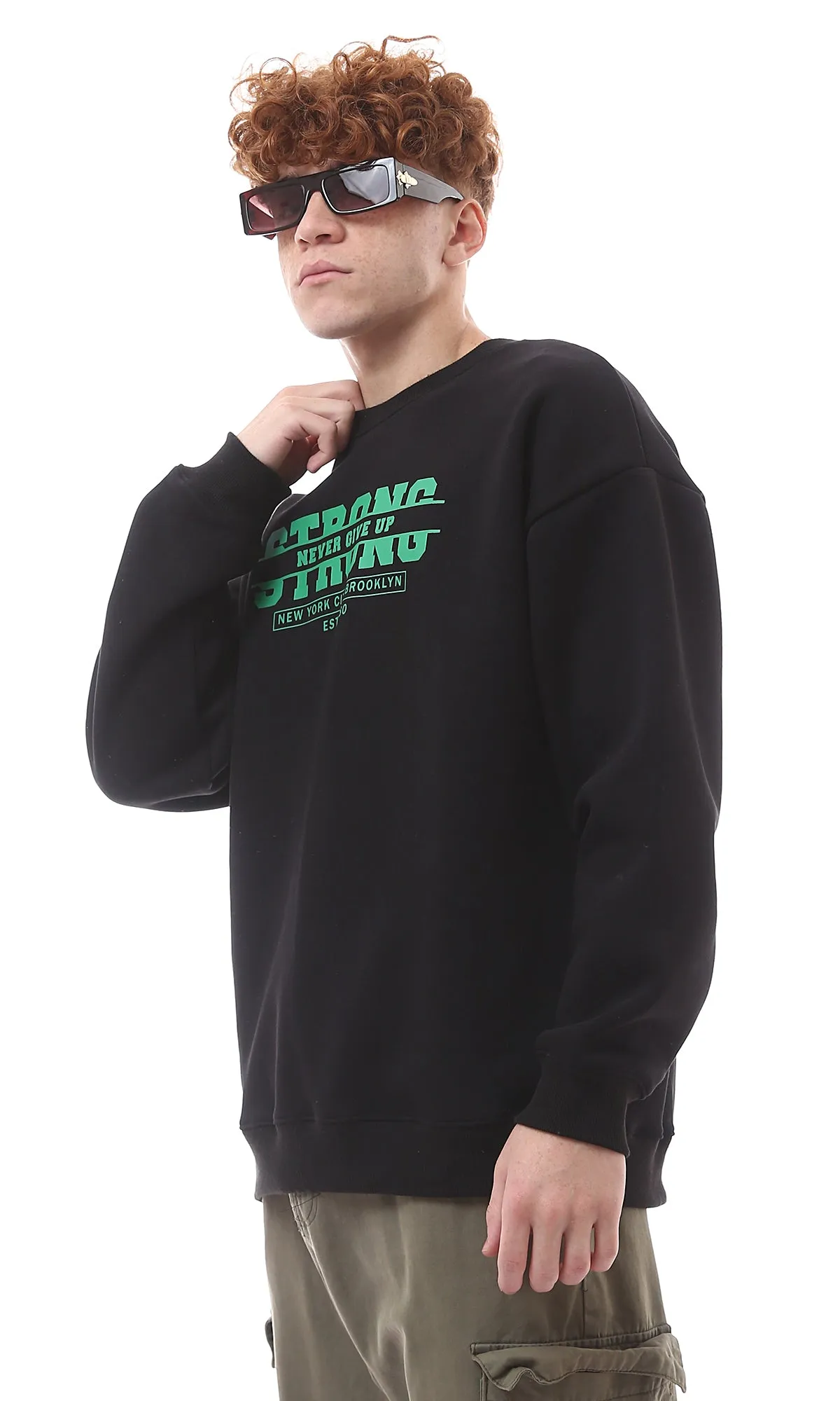 O176393 Never Give Up Black Crew Neck Winter Sweatshirt